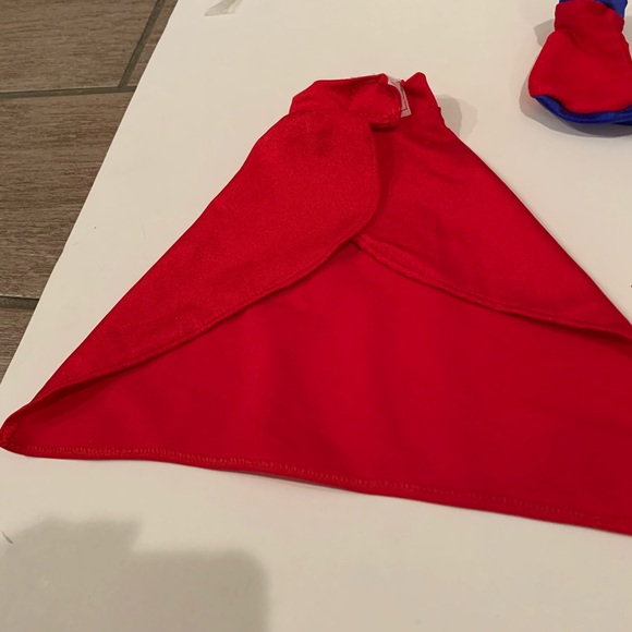 Supergirl costume for doll - Picture 9 of 9